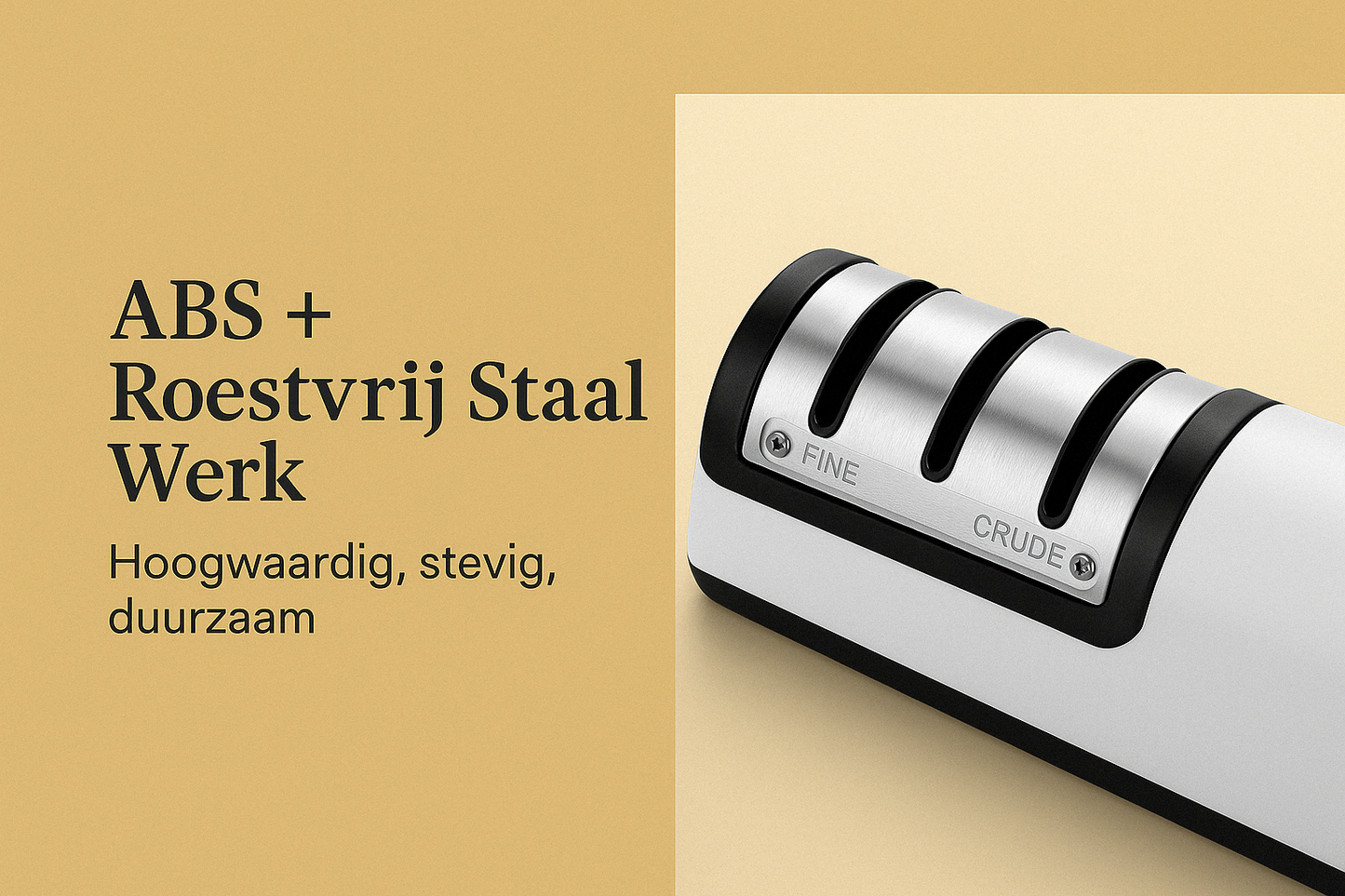 Close-up van een elektrische messenslijper met ABS-behuizing en roestvrijstalen slijpgleuven, gepresenteerd in een luxe beige/zwart visualdesign van The Gadget Vault.